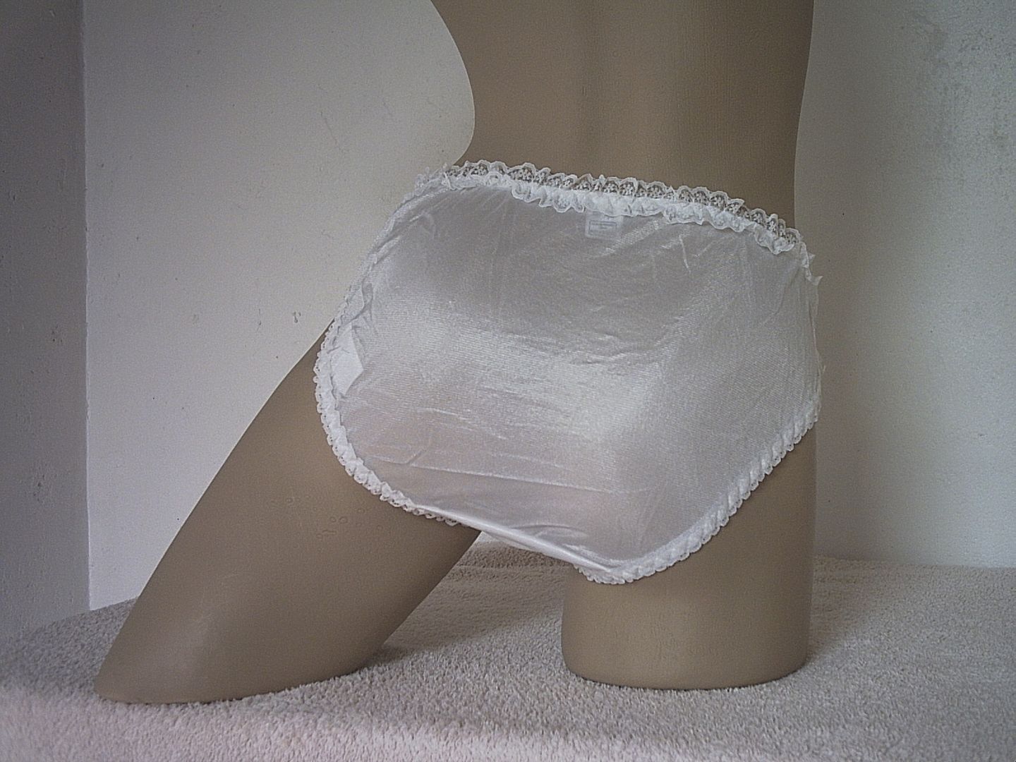 Cute White Vintage Style 11 Nylon School Frilly Knickers Bow And Pearl